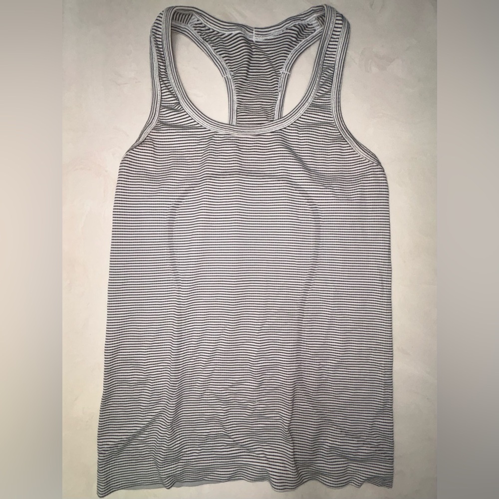 Lululemon swiftly tech tank size 6